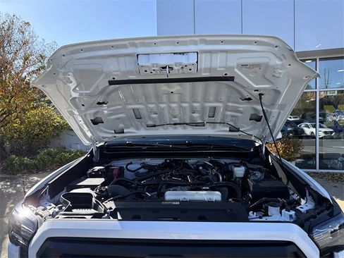 Used 2024 Toyota Tacoma SR5 image 7