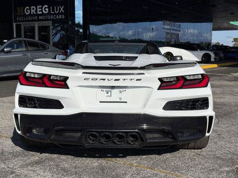 Used 2024 Chevrolet Corvette Z06 w/ Stealth Interior Trim Package image 4