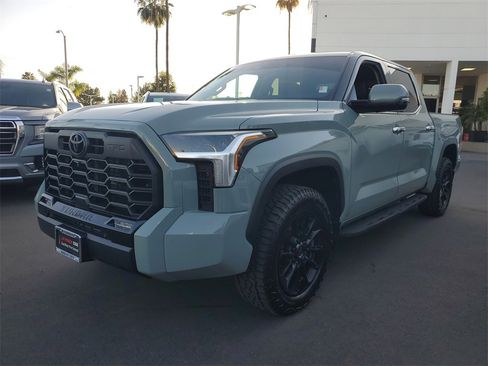 Used 2023 Toyota Tundra Limited image 2
