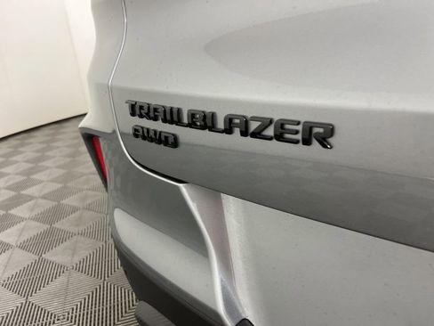 New 2026 Chevrolet TrailBlazer RS w/ Convenience Package image 3