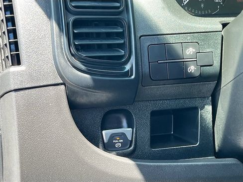 Used 2025 RAM ProMaster 1500 FWD image 10