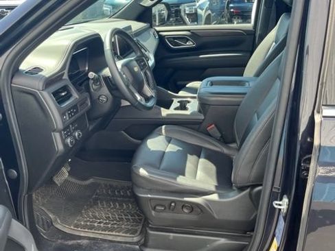 Used 2023 Chevrolet Tahoe LT w/ Luxury Package AWD/4WD image 5