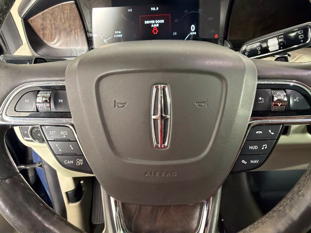 Used 2018 Lincoln Navigator Reserve w/ Technology Package AWD/4WD image 23