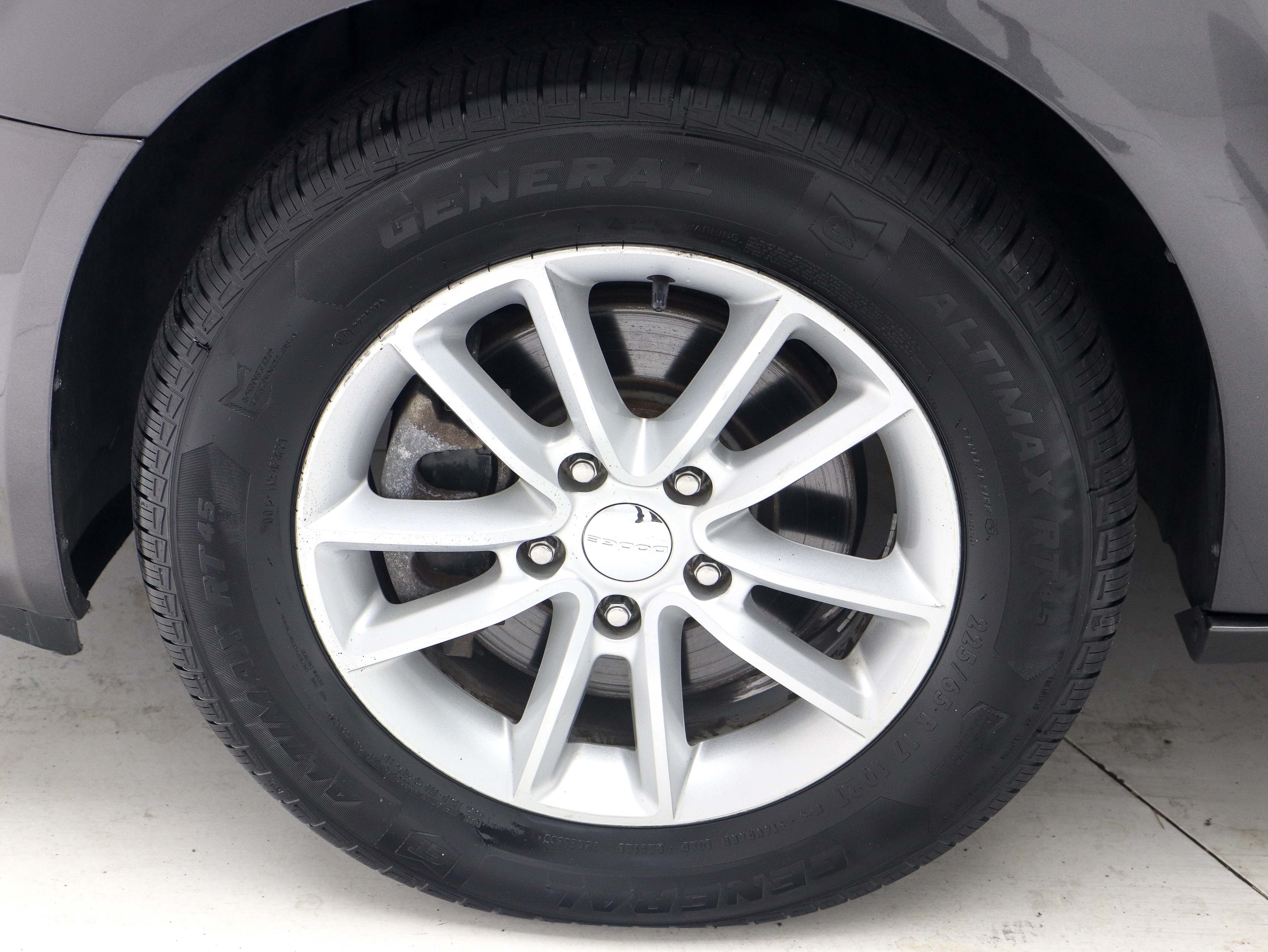 Used 2020 Dodge Grand Caravan SXT FWD image 27