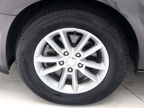 Used 2020 Dodge Grand Caravan SXT FWD image 27