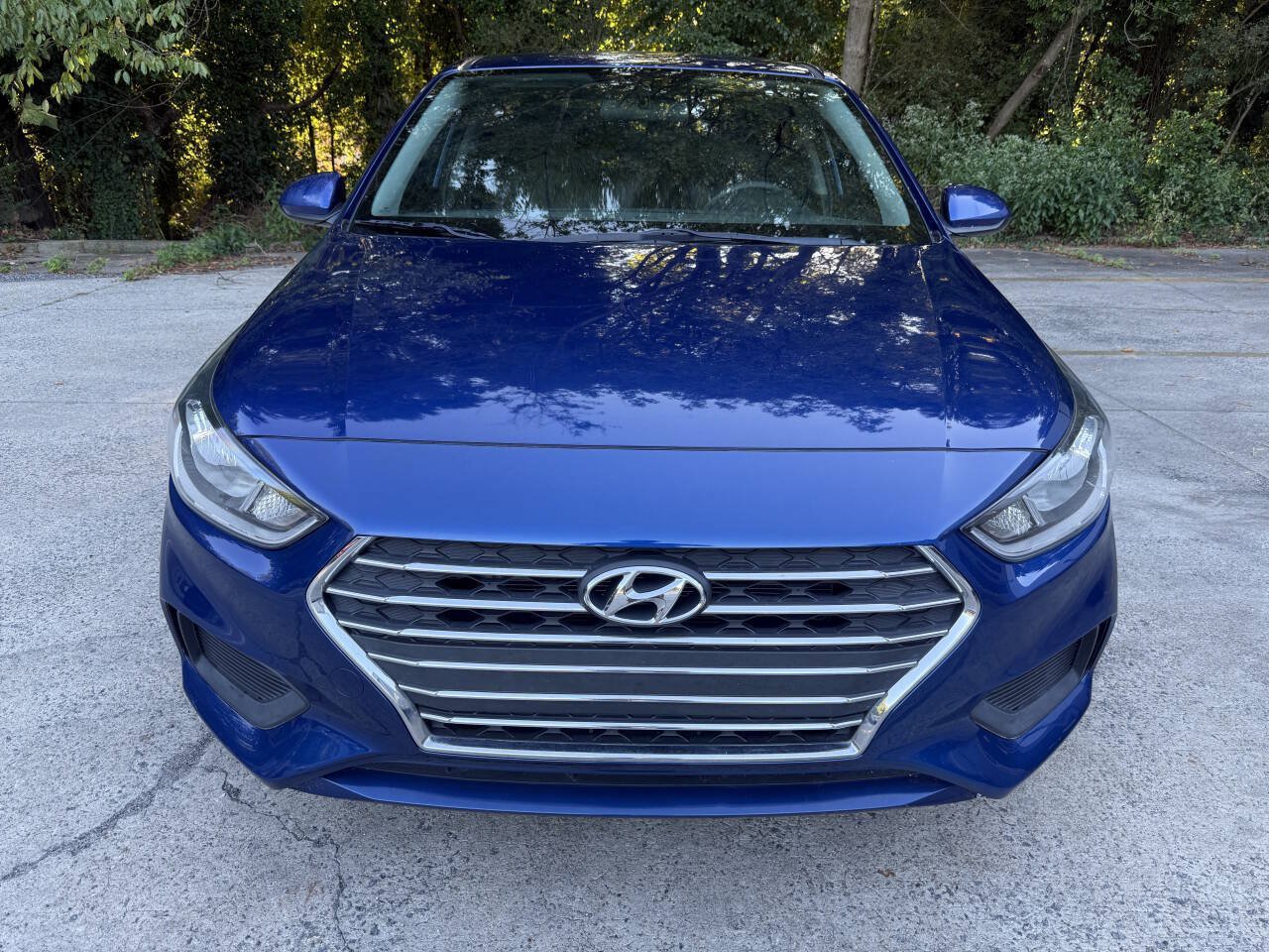 Used 2022 Hyundai Accent SE FWD image 1