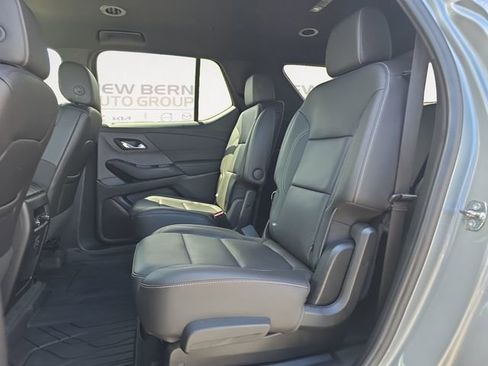 Used 2023 Chevrolet Traverse LT w/ LPO, Floor Liner Package image 13
