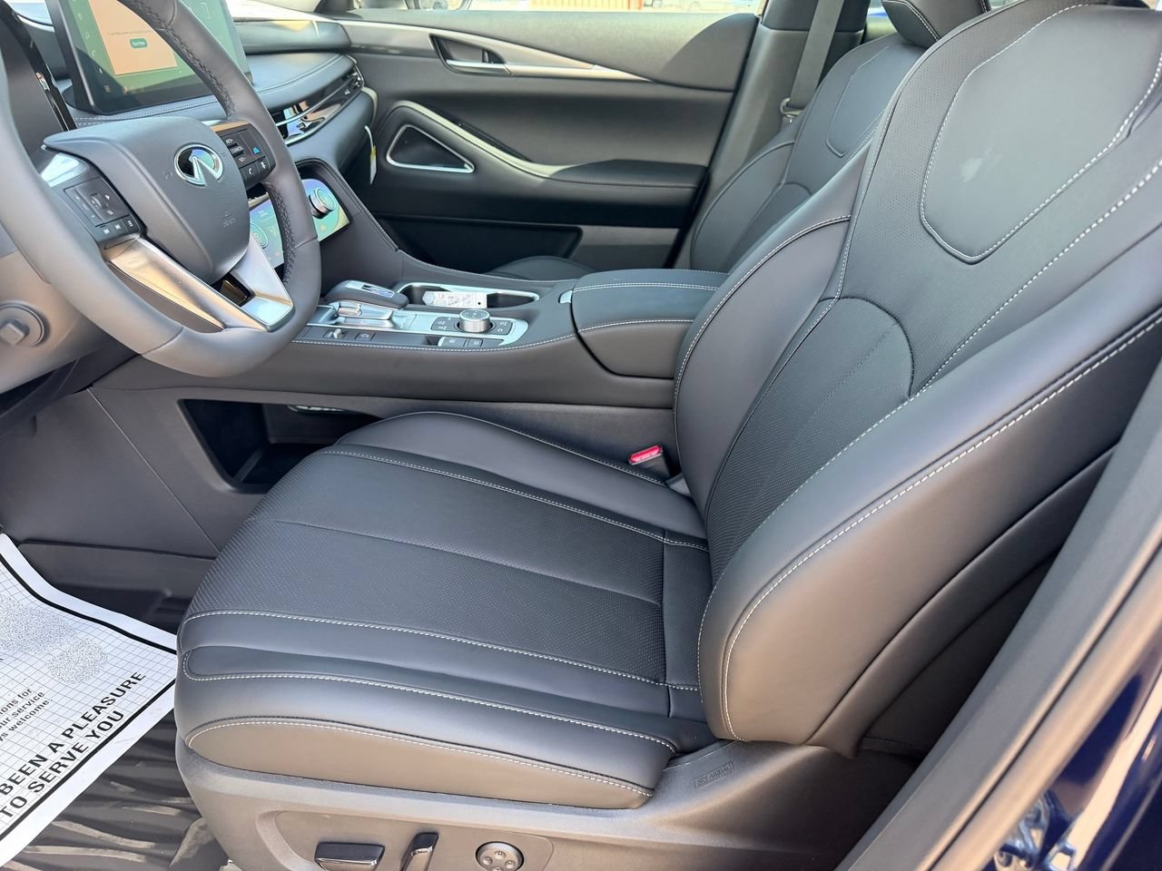 New 2027 INFINITI QX60 Luxe FWD image 15