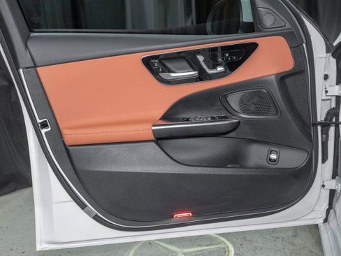 New 2026 Mercedes-Benz C 300 4MATIC Sedan image 10