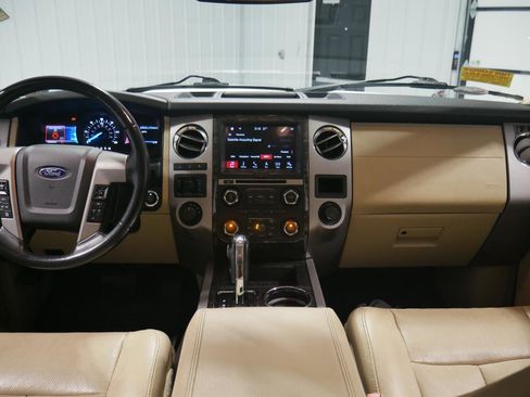 Used 2017 Ford Expedition Limited w/ Equipment Group 301A image 20