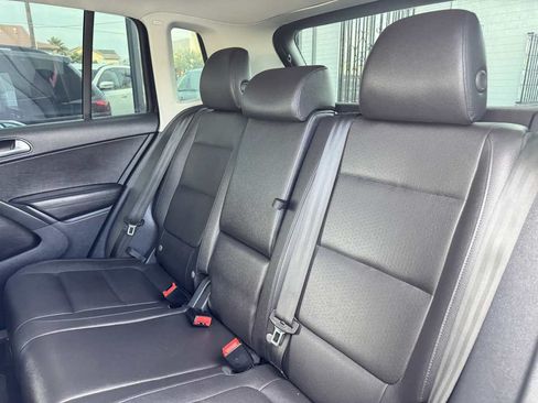 Used 2017 Volkswagen Tiguan S AWD/4WD image 31