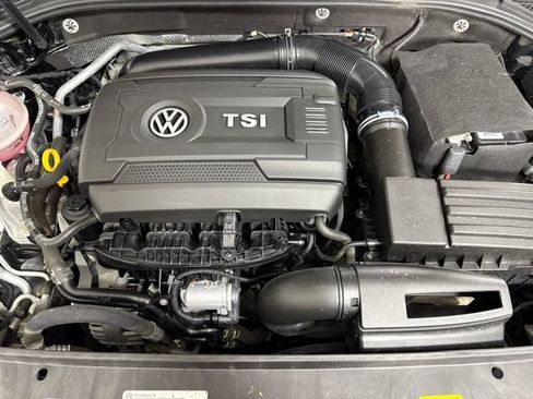 Used 2016 Volkswagen Passat 1.8T SE FWD image 9