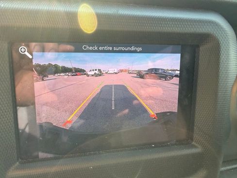 Used 2022 Jeep Gladiator Sport image 18