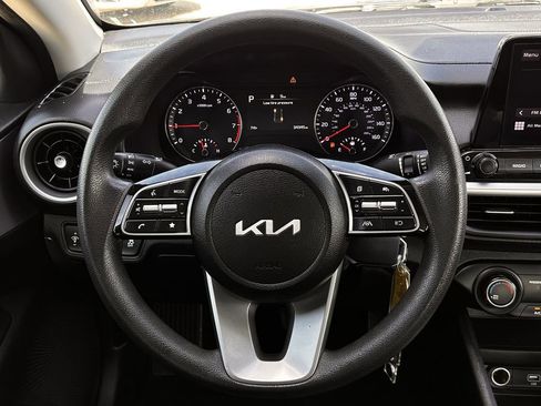 Used 2024 Kia Forte LXS FWD image 13