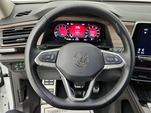 Used 2025 Volkswagen Atlas SEL Premium R-Line image 14
