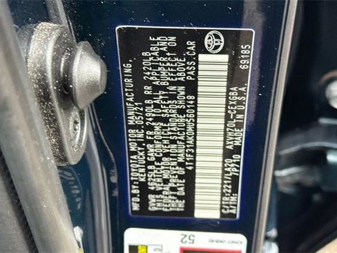 Used 2021 Toyota Camry XLE w/ Navigation Upgrade Package image 59