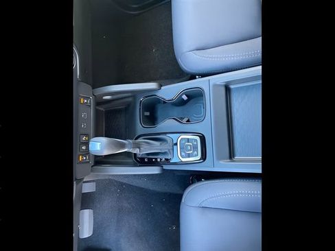 New 2026 Nissan Frontier SV AWD/4WD image 9