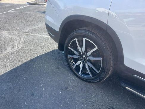 Used 2020 Honda Pilot Elite image 8