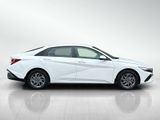 New 2025 Hyundai Elantra Blue image 3