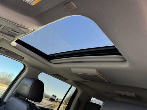 Used 2018 GMC Yukon XL Denali w/ Denali Ultimate Package image 20