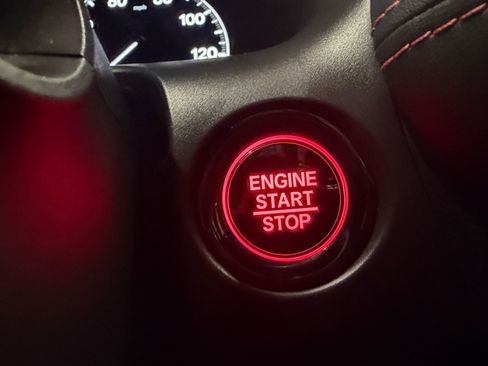 Used 2025 Honda HR-V Sport image 31