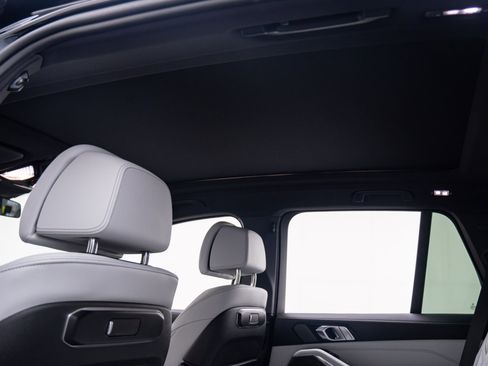 New 2026 BMW X5 xDrive50e w/ M Sport Package image 19