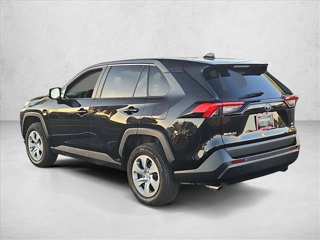 Used 2025 Toyota RAV4 LE AWD/4WD image 8