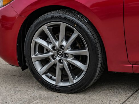 Used 2018 MAZDA MAZDA3 Touring image 53