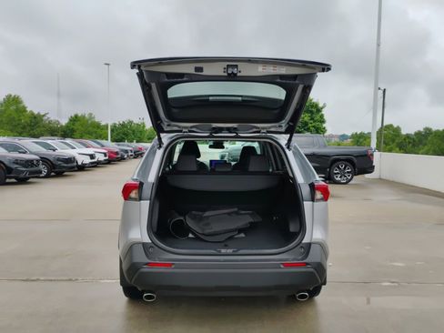 Used 2025 Toyota RAV4 XLE Premium FWD image 18