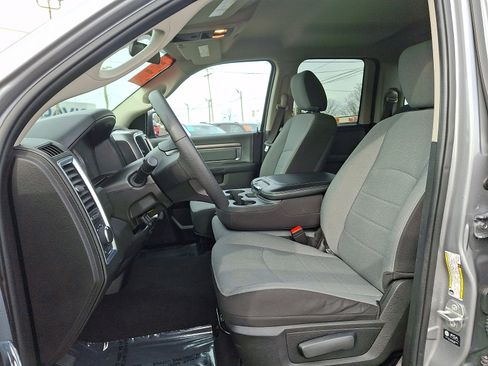 Used 2024 RAM 1500 Classic SLT image 12