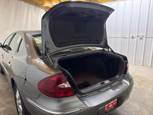 Used 2005 Buick LaCrosse CXL w/ Gold Convenience Package FWD image 9