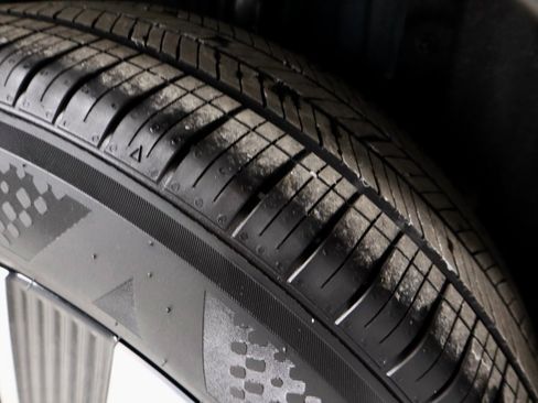 Certified 2025 Nissan Kicks SV w/ SV Premium Package image 20