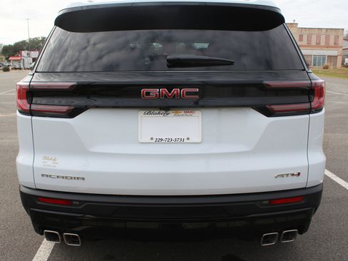 New 2026 GMC Acadia AT4 image 6
