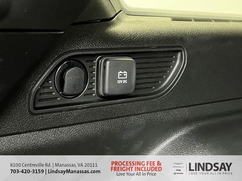 New 2025 Jeep Grand Cherokee Altitude image 10