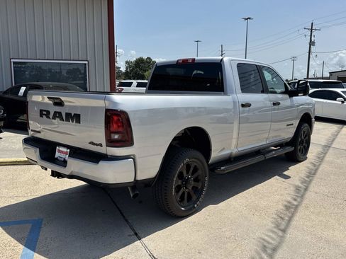 Used 2026 RAM 2500 Big Horn AWD/4WD image 7
