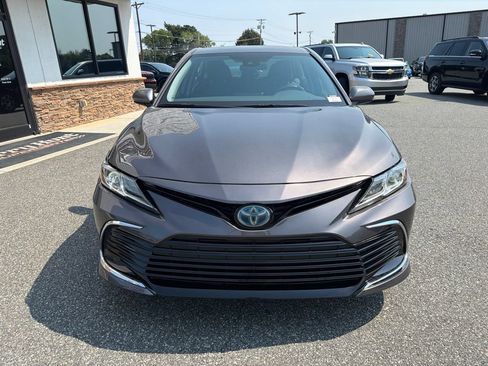 Used 2022 Toyota Camry LE FWD image 12