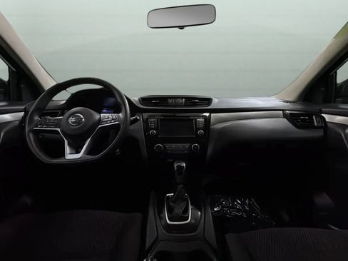 Used 2019 Nissan Rogue Sport S FWD image 9