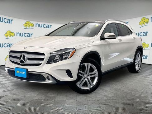 Used 2017 Mercedes-Benz GLA 250 4MATIC image 3