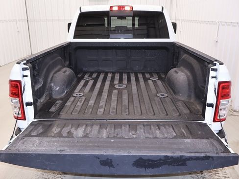 Used 2024 RAM 2500 Tradesman w/ Chrome Appearance Group image 35