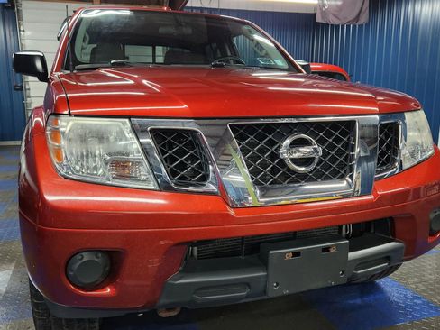 Used 2014 Nissan Frontier SV image 38