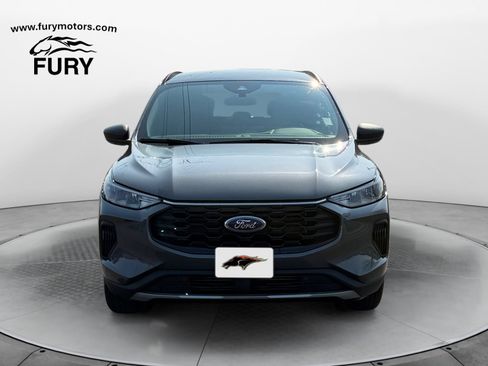 Used 2025 Ford Escape ST-Line w/ Tech Pack #1 AWD/4WD image 9
