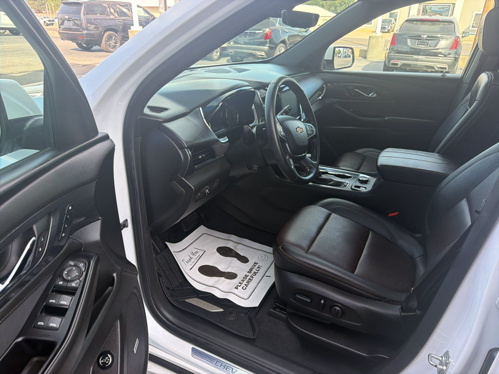 Used 2024 Chevrolet Traverse High Country AWD/4WD image 10