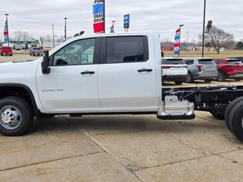 New 2026 Chevrolet Silverado 3500 W/T w/ WT Convenience Package AWD/4WD image 8
