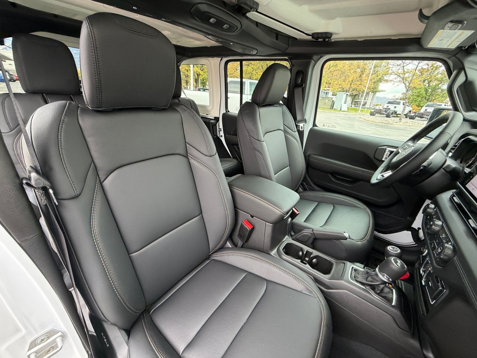 New 2027 Jeep Wrangler Unlimited Sahara AWD/4WD image 18