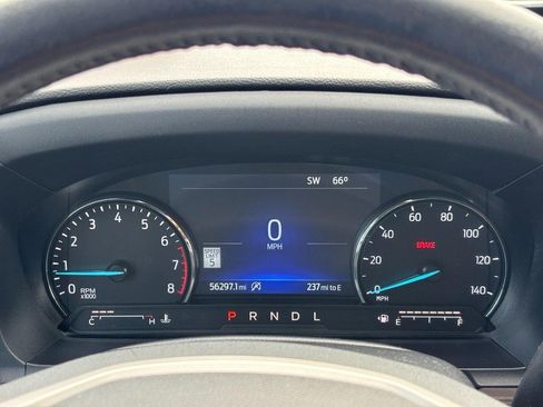 Used 2024 Ford Explorer Limited w/ Equipment Group 301A AWD/4WD image 22