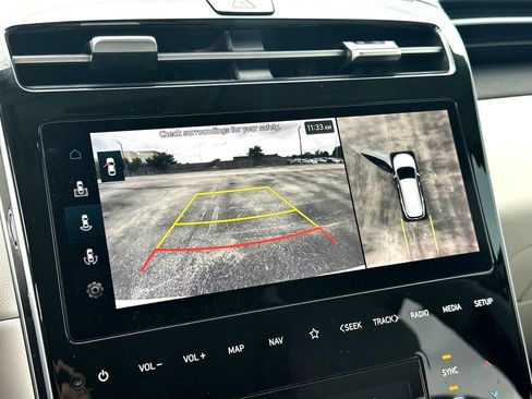 Used 2023 Hyundai Tucson Limited FWD image 23