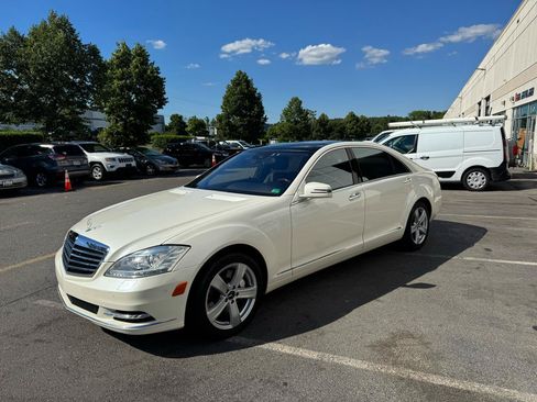 Used 2013 Mercedes-Benz S 550 4MATIC image 27