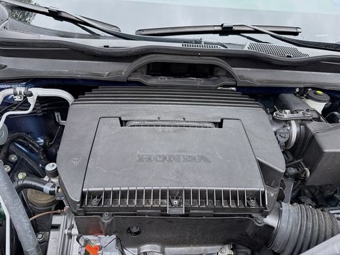 Used 2023 Honda Pilot Sport image 28