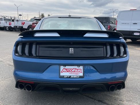 Used 2019 Ford Mustang Shelby GT350 w/ Technology Package image 9