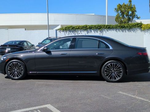 Certified 2023 Mercedes-Benz S 500 4MATIC image 9